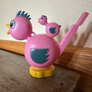 Vintage dime store novelty bird chick water whistle toy collectible